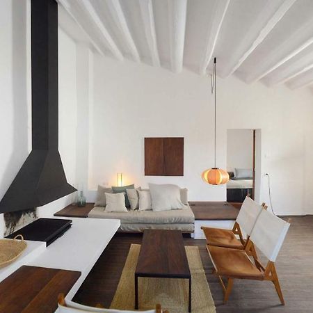 Вилла Cozy Townhouse In The Heart Of Cadaques By By Ja Coderch Экстерьер фото